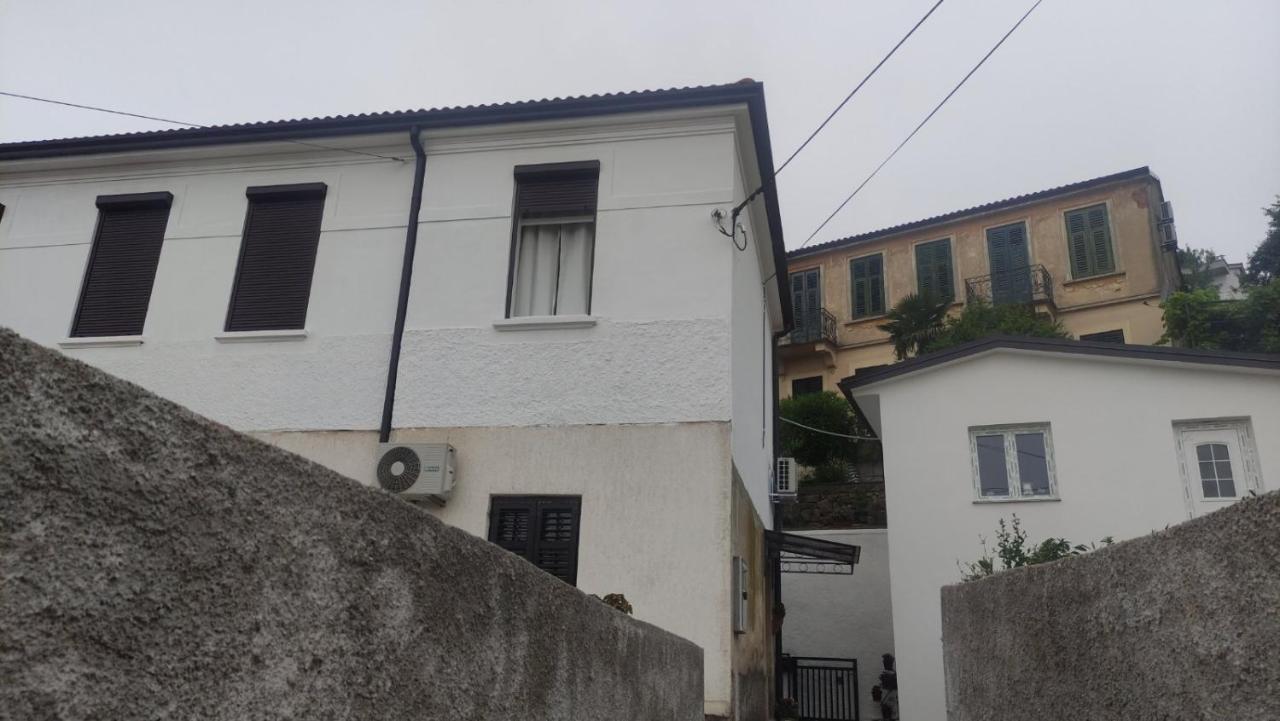 Sea La Vie Apartment Opatija Bagian luar foto