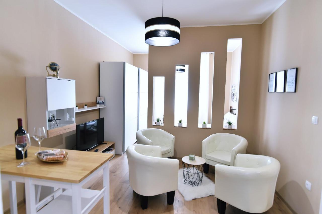 Sea La Vie Apartment Opatija Bagian luar foto