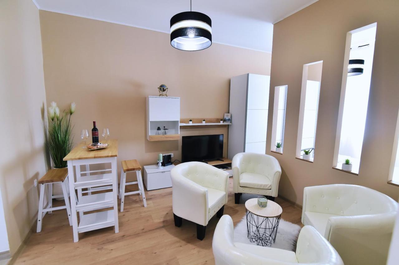 Sea La Vie Apartment Opatija Bagian luar foto